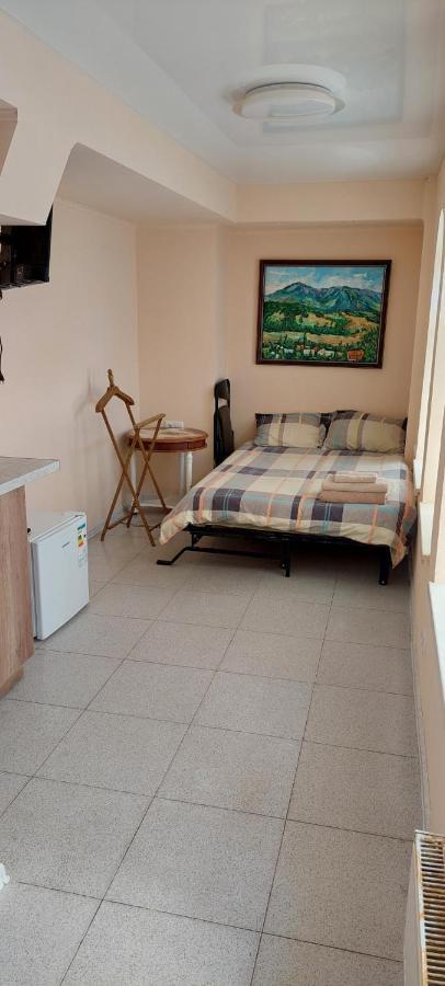 Bunker Best Mini-Hotel 基輔 外观 照片