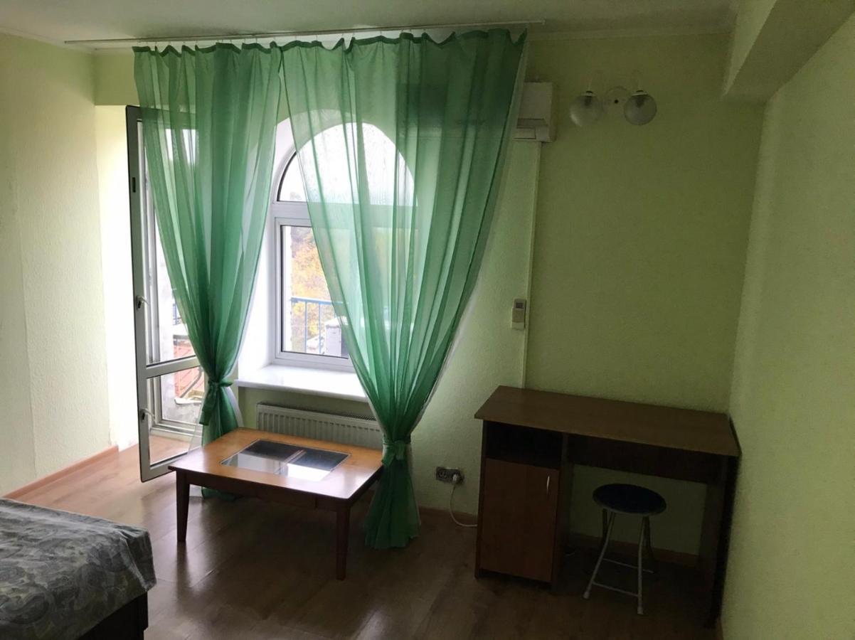 Bunker Best Mini-Hotel 基輔 外观 照片